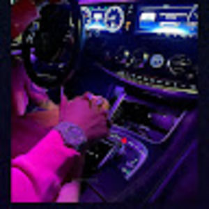 Meet your Posher, Emely